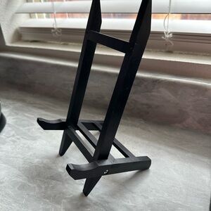 Black Wooden Display Easel